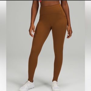 NWT Lululemon Swift speed High Rise Tight/Leggings 28” with 2 drop in pockets.